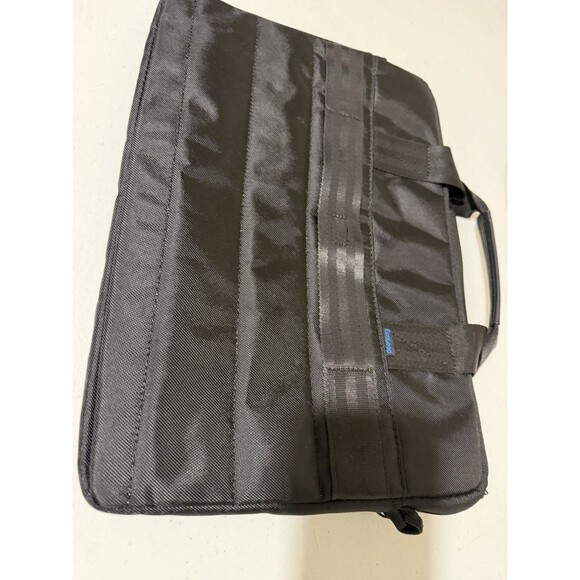 Dell Handbags - NEW Dell EcoLoop Pro CV5623 Laptop Sleeve 15-16” Carry Case Black JRY1J